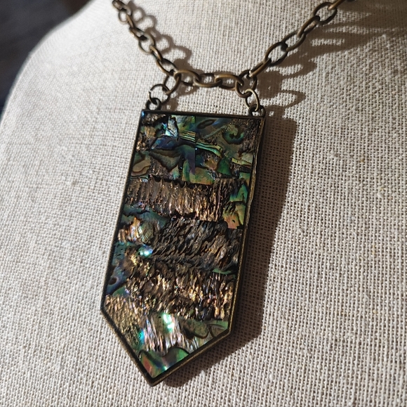 Mosaic Tiled Sheet of Abalone Matte Hardware and Chain Necklace - Picture 10 of 11